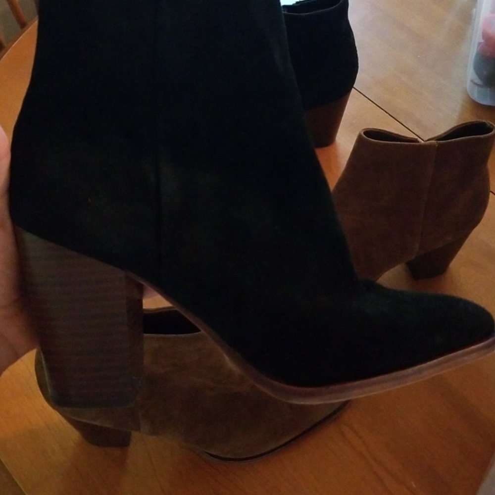 2 pair of excellent cond. sam Edelman suede boots - Picture 6 of 7